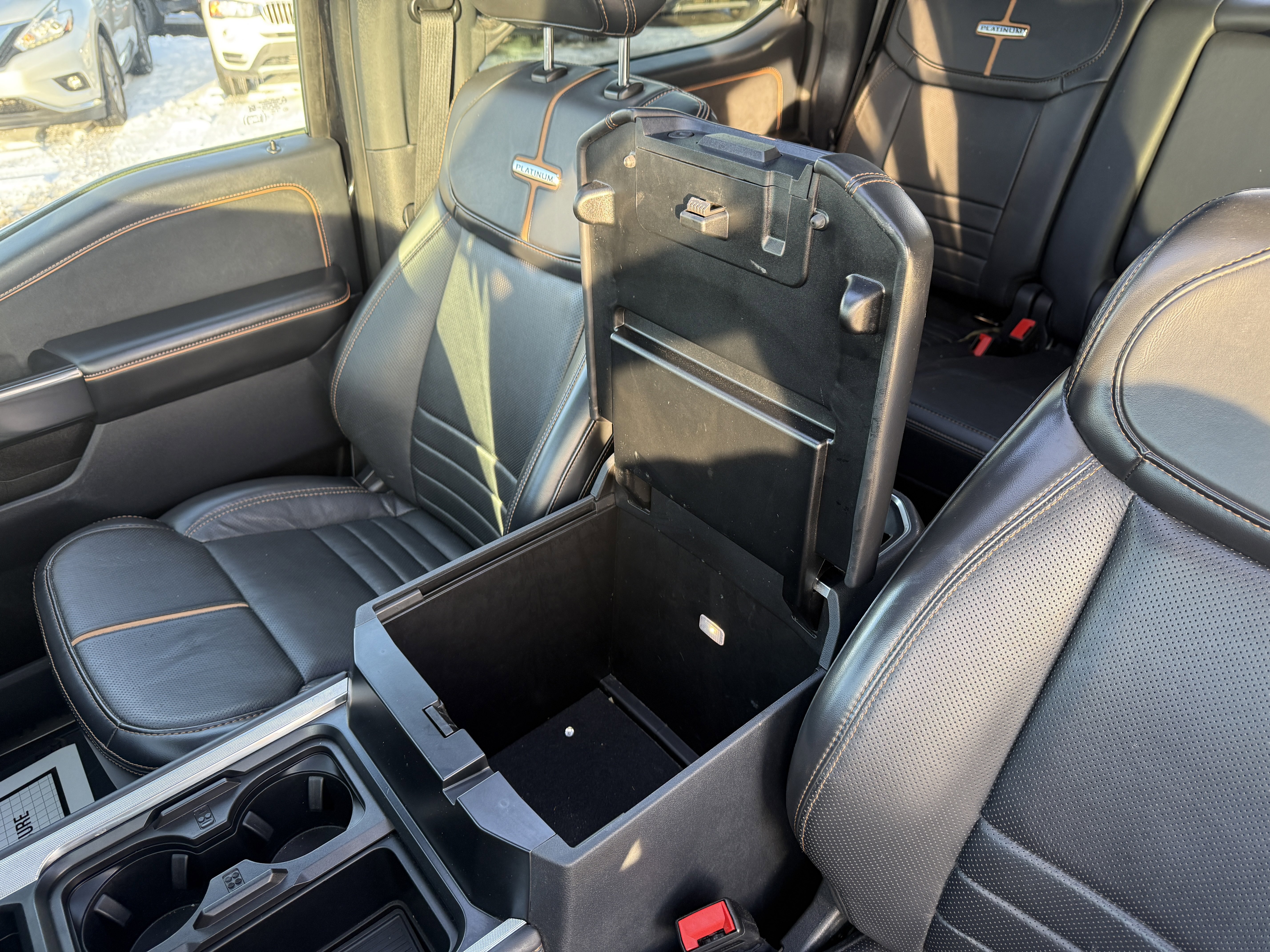 Used 2024 Ford F250 Platinum image 30