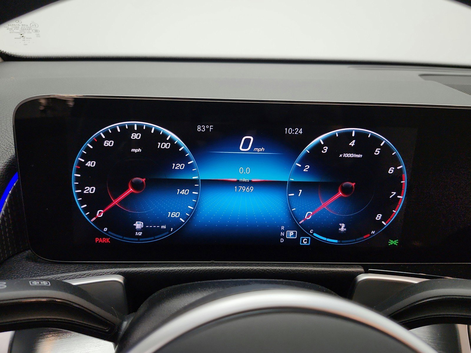 Used 2022 Mercedes-Benz GLB 250 4MATIC image 11