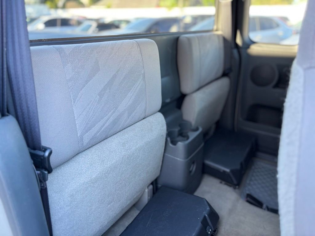 Used 2004 Chevrolet Colorado 2WD Extended Cab w/ Comfort Convenience Package image 15