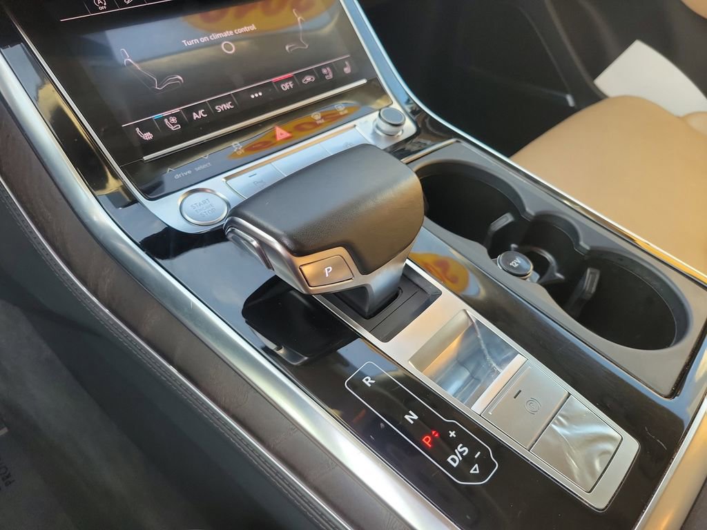 Used 2019 Audi Q8 Prestige image 26