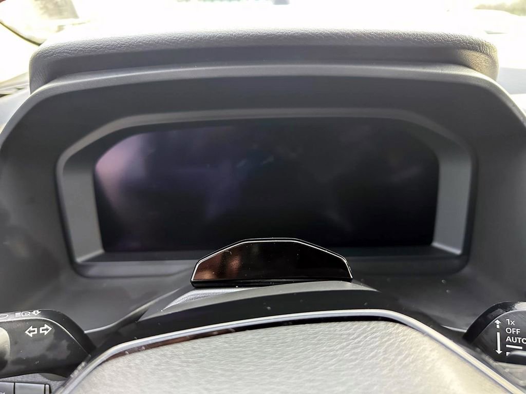 Certified 2025 Nissan Rogue SL w/ Tech Package image 28