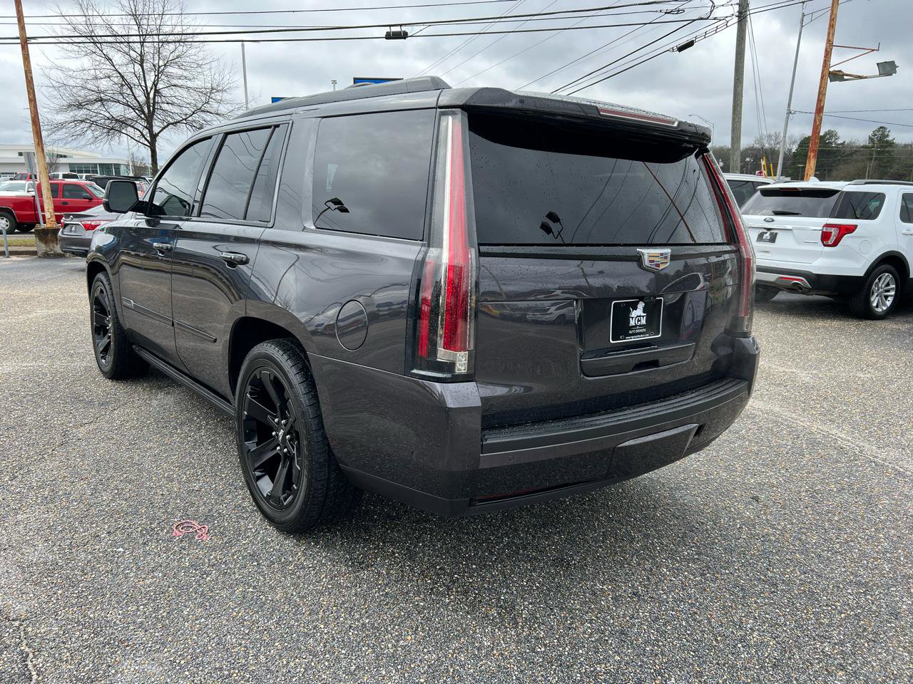 Used 2018 Cadillac Escalade Platinum image 18
