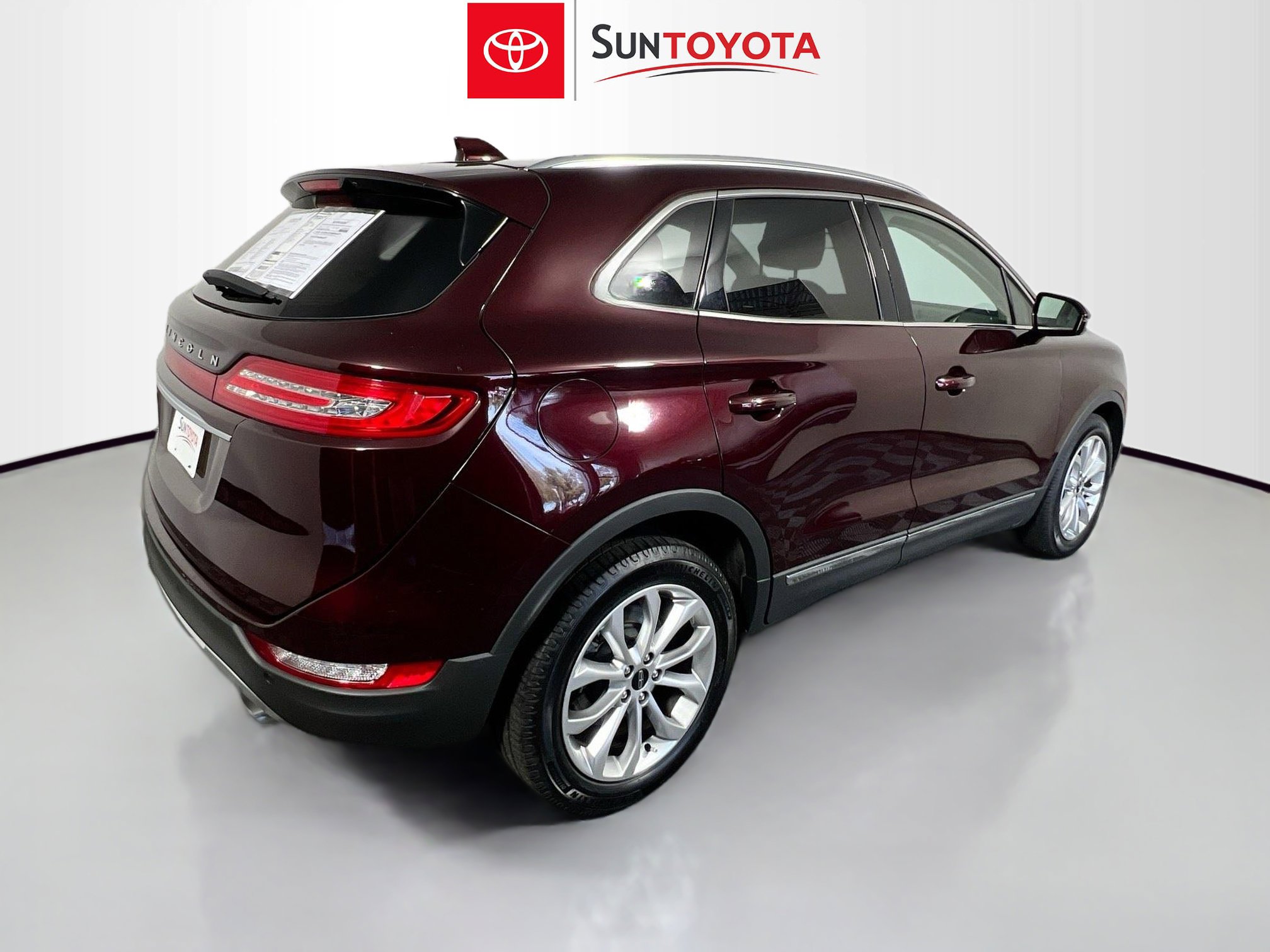 Used 2019 Lincoln MKC Select w/ Select Plus Package image 4