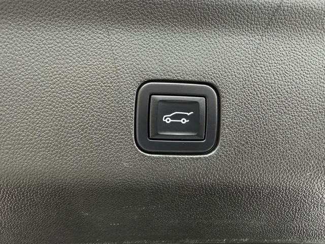 Certified 2022 GMC Yukon XL Denali AWD/4WD image 37