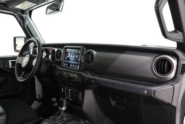 Used 2023 Jeep Wrangler Unlimited w/ 8.4" Radio Group AWD/4WD image 19