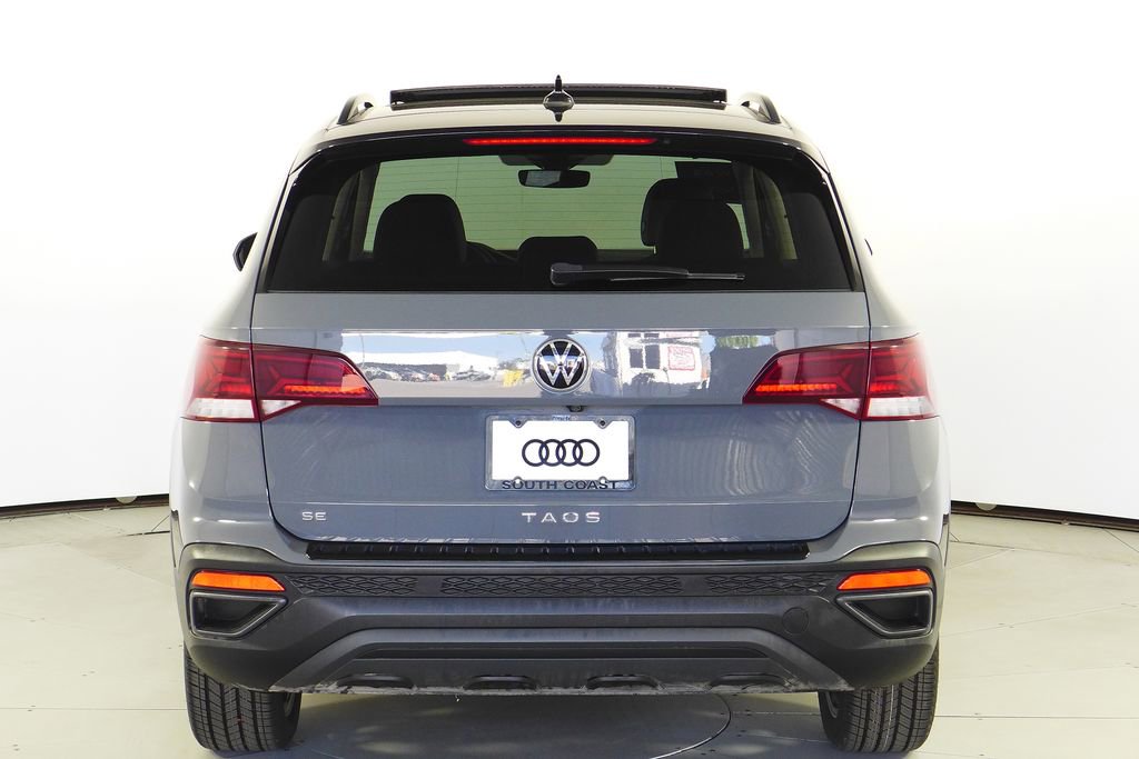 Used 2024 Volkswagen Taos SE image 8