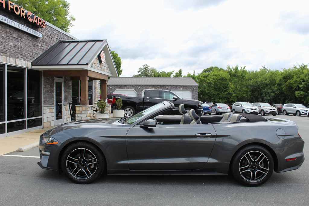 Used 2018 Ford Mustang Premium RWD image 11