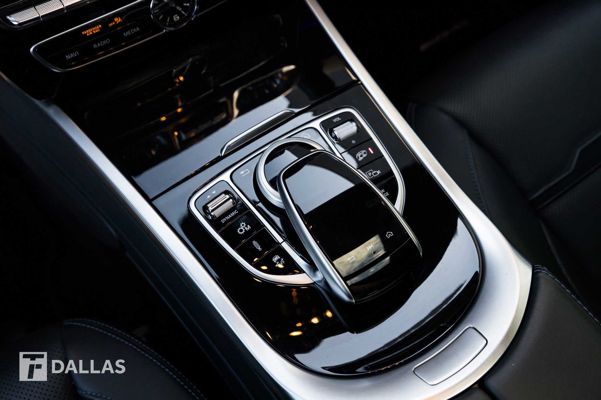 Used 2022 Mercedes-Benz G 63 AMG 4MATIC w/ G Manufaktur Interior Package image 28