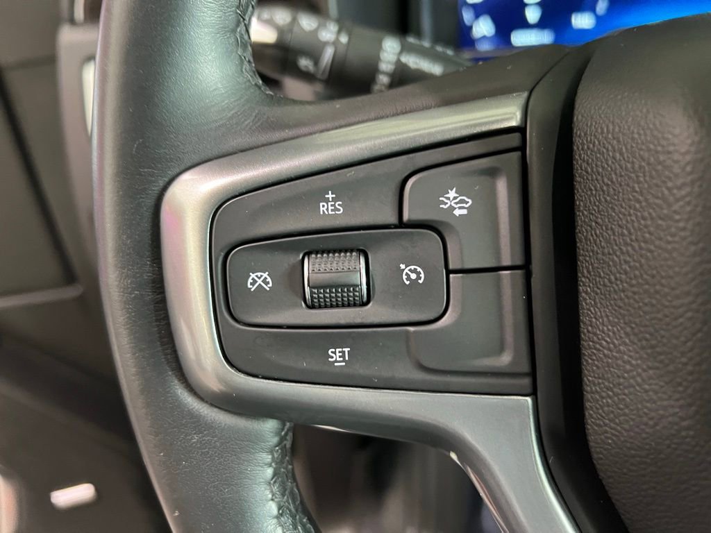 Used 2022 Chevrolet Tahoe Z71 AWD/4WD image 25