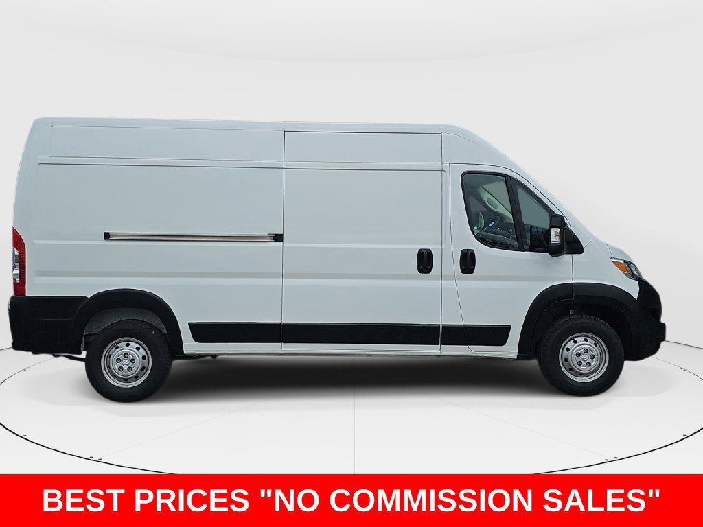 Used 2023 RAM ProMaster 2500 FWD image 2