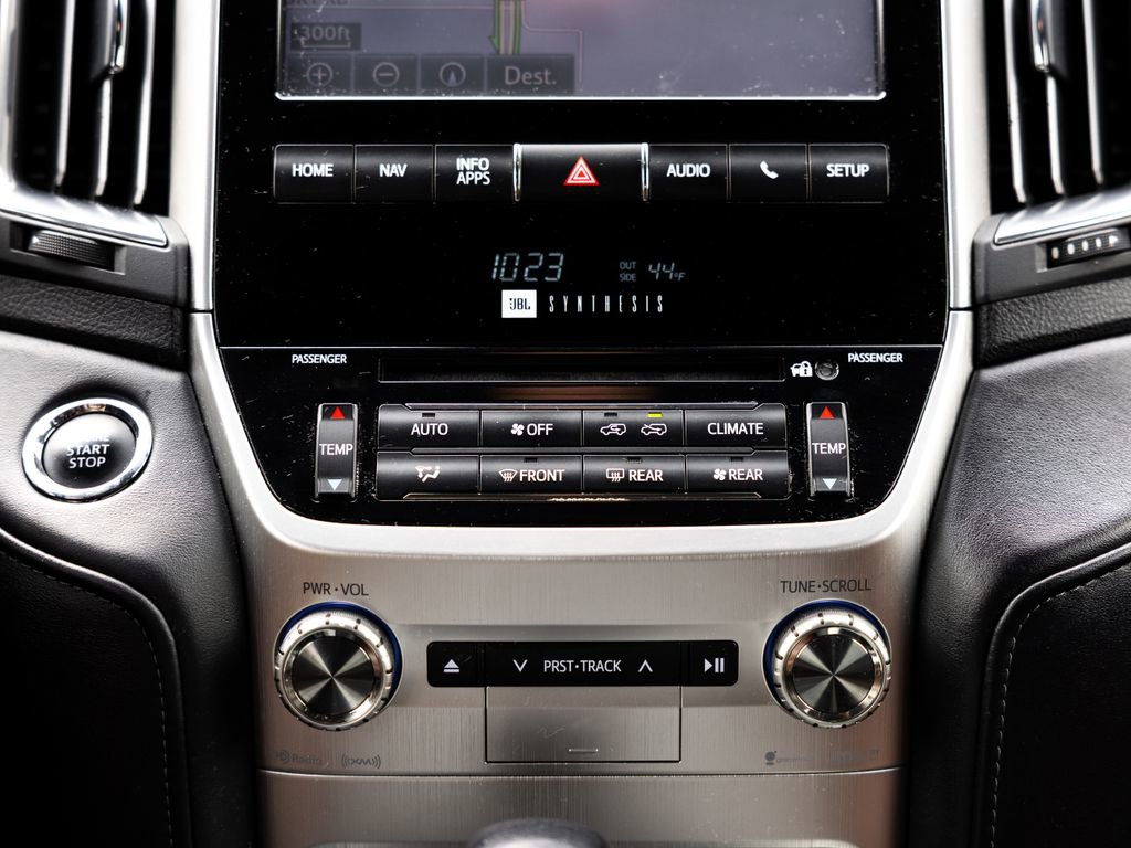 Used 2016 Toyota Land Cruiser AWD/4WD image 22