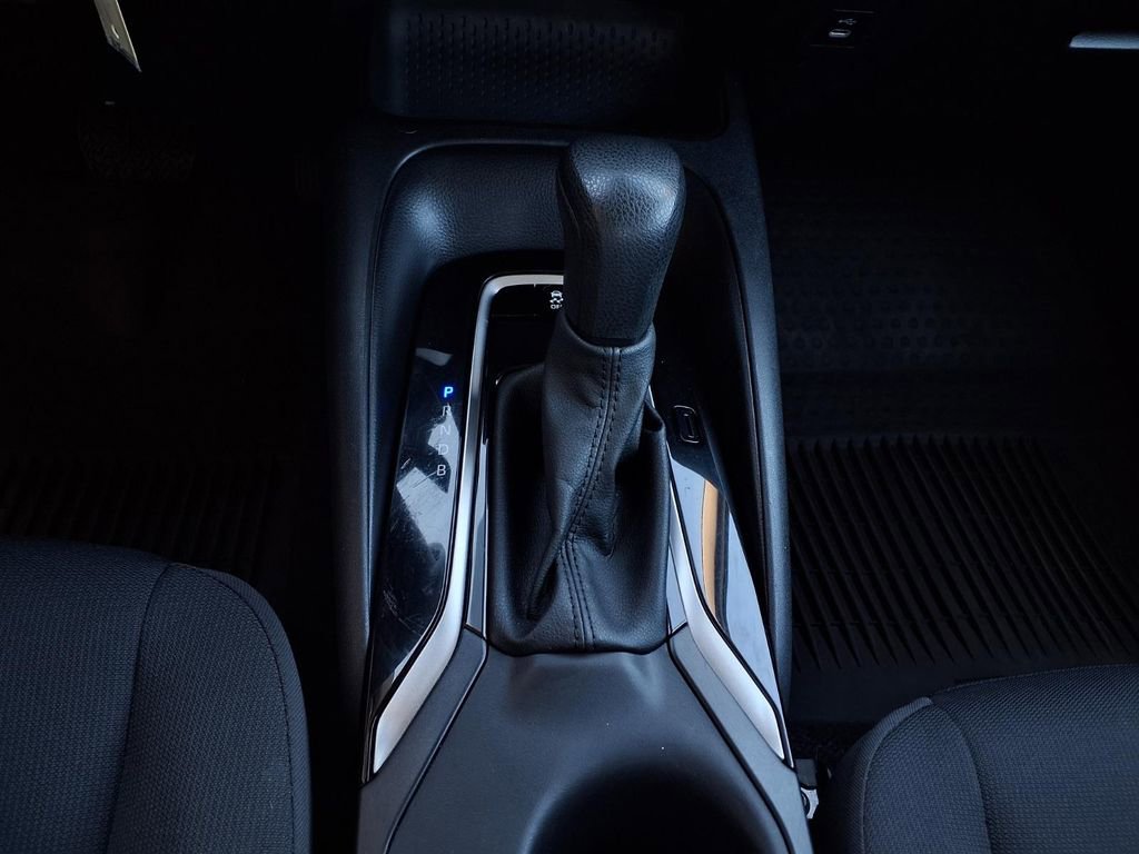 Certified 2025 Toyota Corolla LE image 11