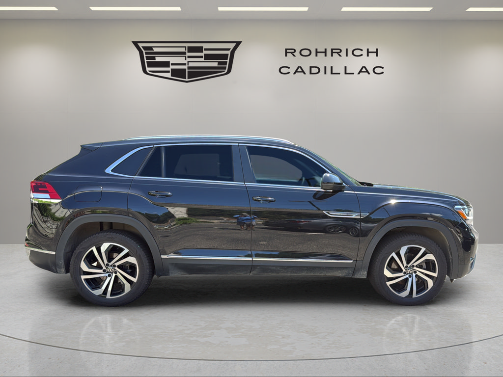 Used 2023 Volkswagen Atlas Cross Sport SEL AWD/4WD image 4