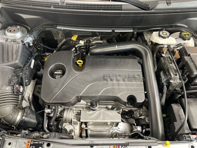 Used 2024 GMC Terrain SLE image 28