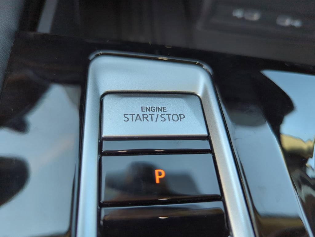 New 2026 Volkswagen Atlas SE image 42