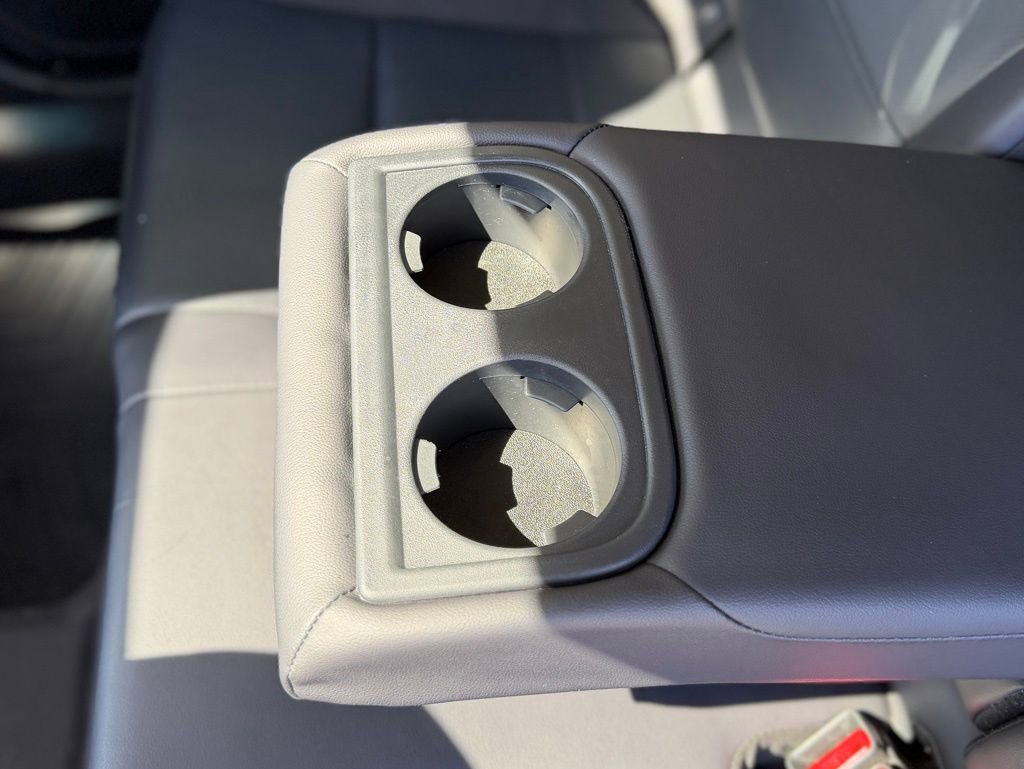 Used 2018 Subaru Outback 3.6R Limited AWD/4WD image 6