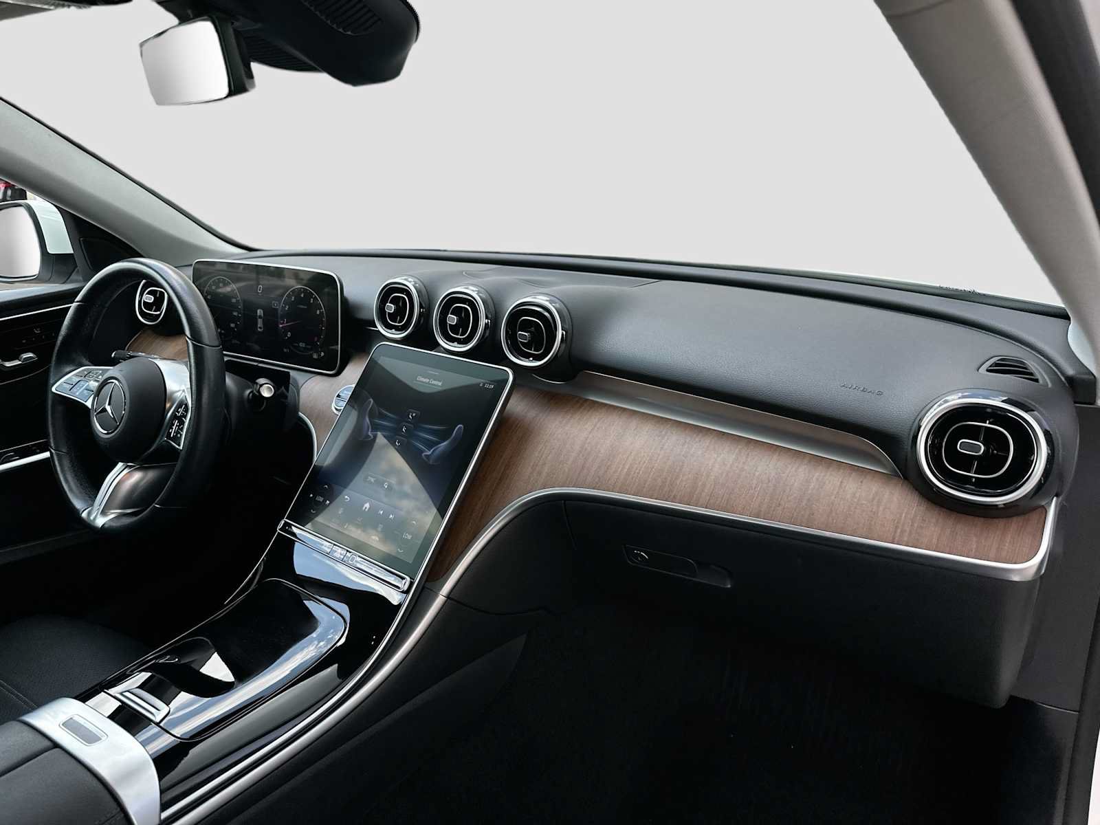 Used 2022 Mercedes-Benz C 300 Sedan image 29