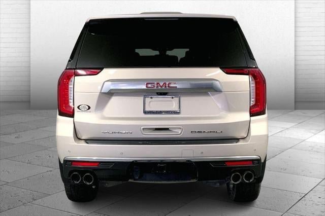 Used 2021 GMC Yukon Denali w/ Denali Premium Package AWD/4WD image 3