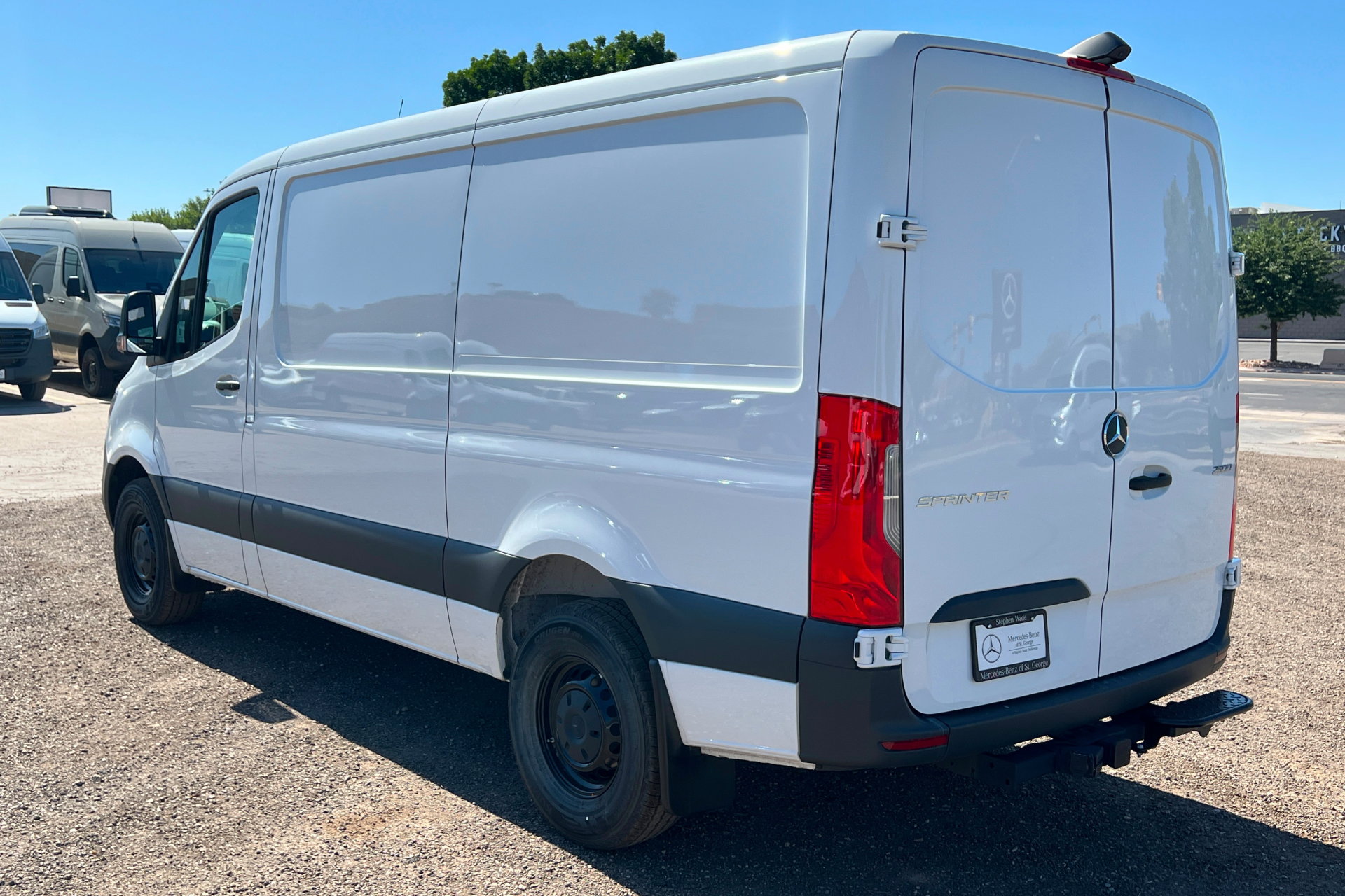 New 2025 Mercedes-Benz Sprinter 2500 image 3