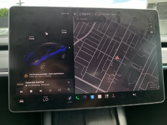 Used 2022 Tesla Model Y Long Range AWD/4WD image 25
