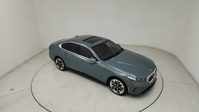 Used 2026 BMW i5 eDrive40 AWD/4WD image 21