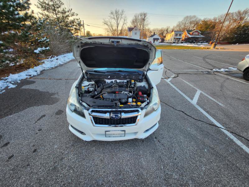 Used 2014 Subaru Legacy 2.5i Premium image 19