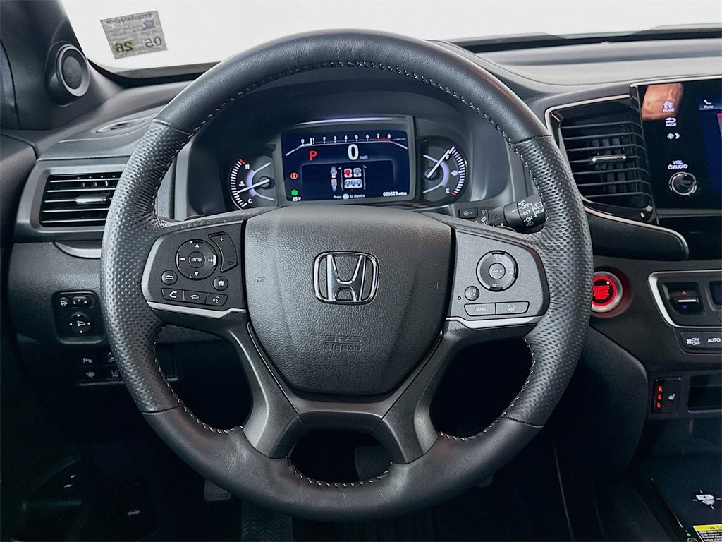 Certified 2025 Honda Passport TrailSport image 25