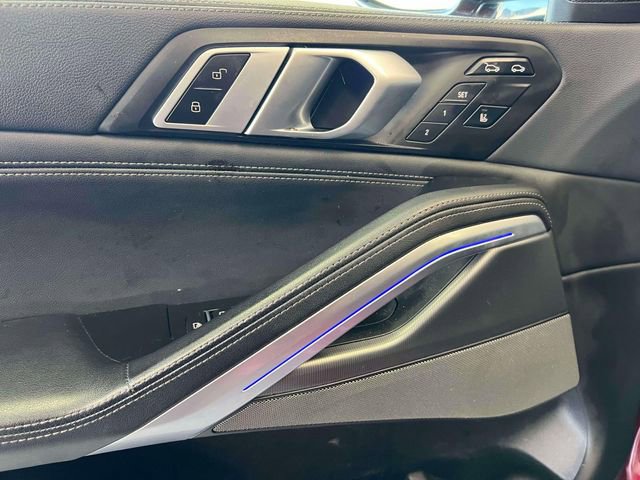 Used 2023 BMW X6 xDrive40i w/ M Sport Package image 18