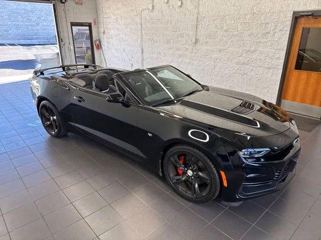 Used 2023 Chevrolet Camaro SS image 2
