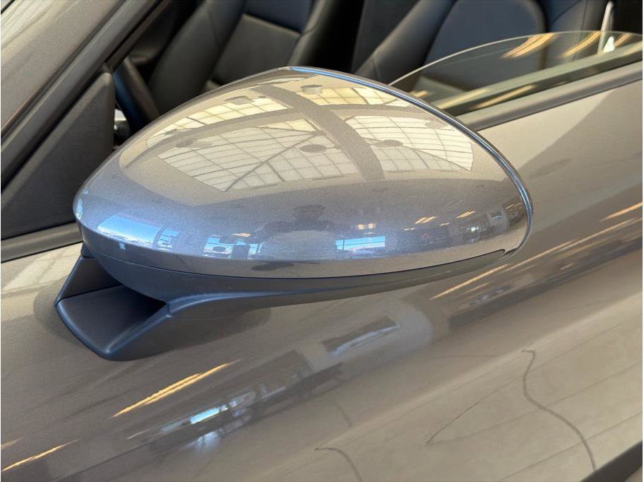 Used 2017 Porsche 718 Boxster S RWD image 38