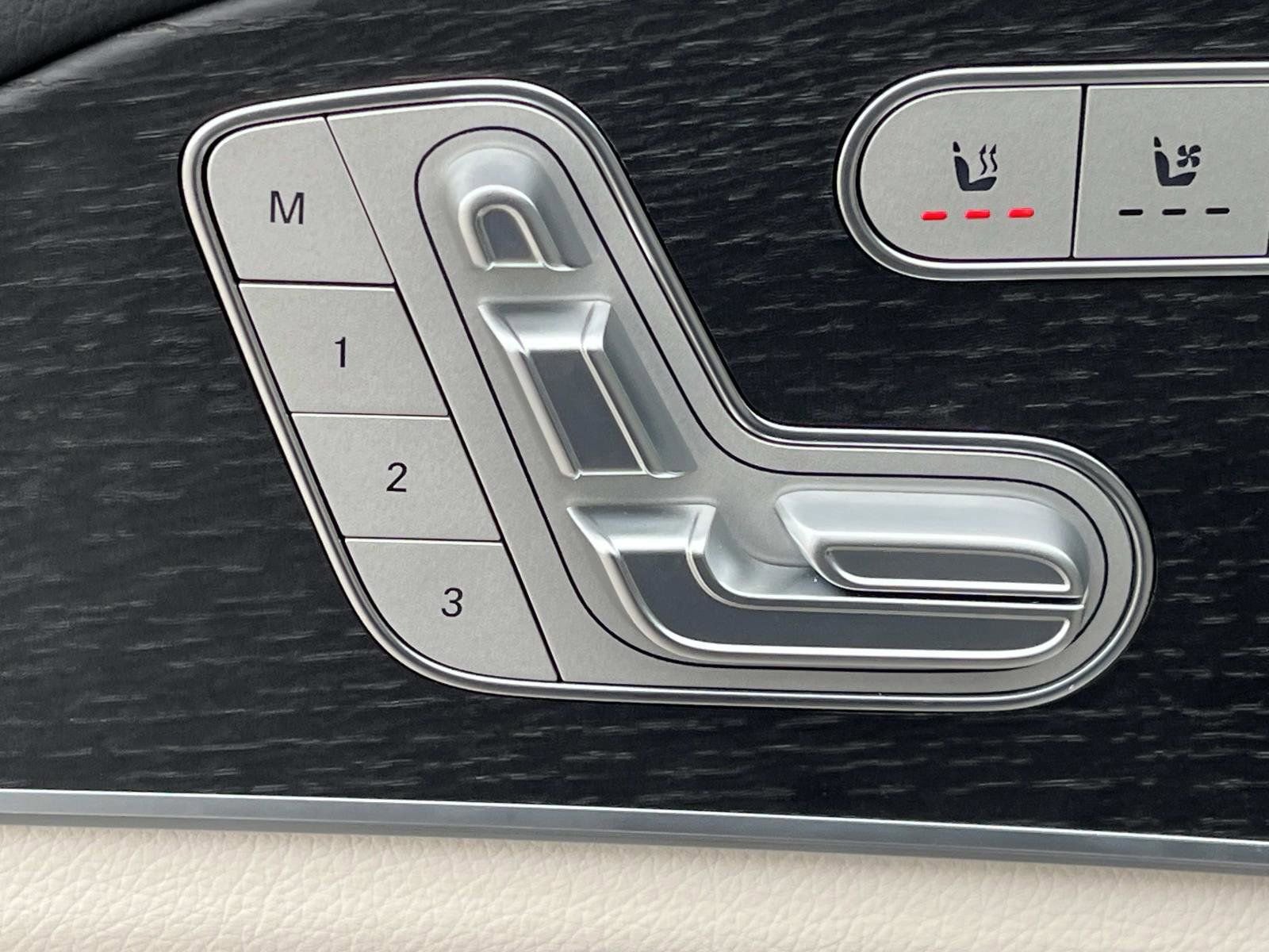 Certified 2025 Mercedes-Benz GLE 450 4MATIC image 19