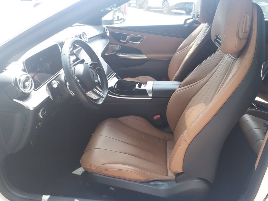 Certified 2025 Mercedes-Benz CLE 300 4MATIC Cabriolet image 18