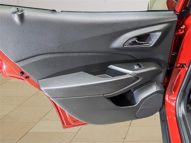 Used 2026 Chevrolet Trax LT w/ Driver Confidence Package image 22