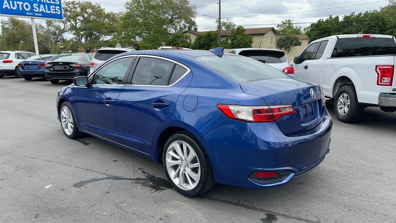 Used 2018 Acura ILX FWD image 9