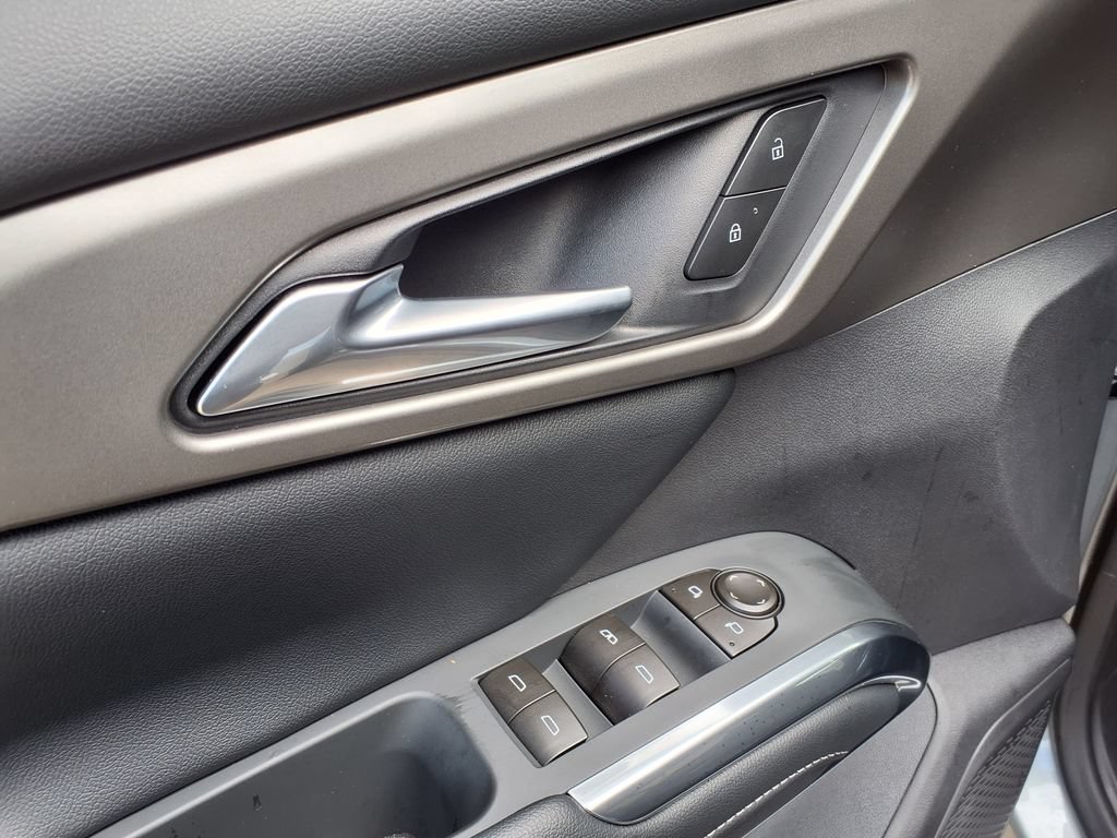 Used 2026 Chevrolet Traverse LT w/ LPO, Floor Liner Package FWD image 20