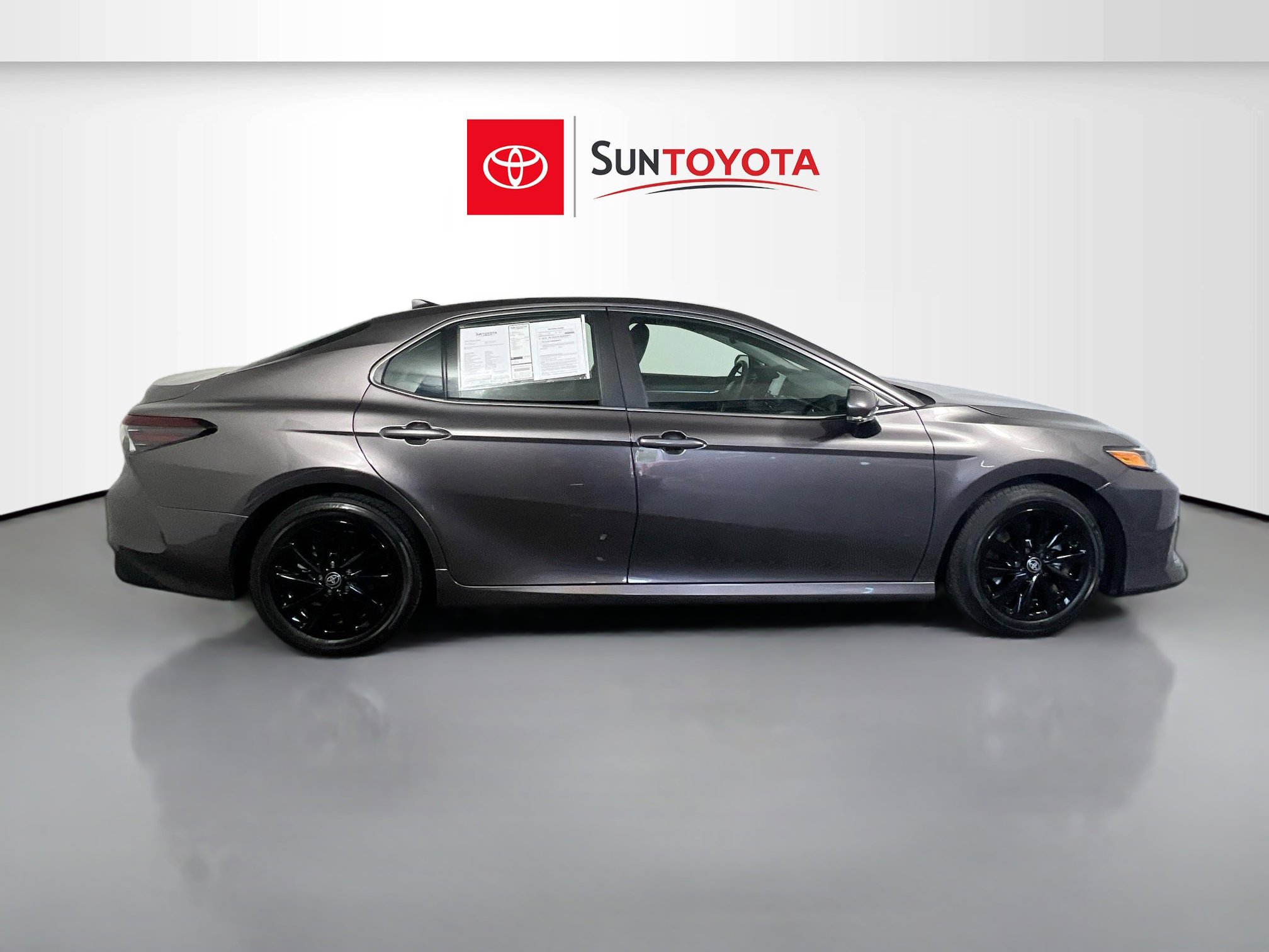 Used 2024 Toyota Camry LE w/ Convenience Package FWD image 2