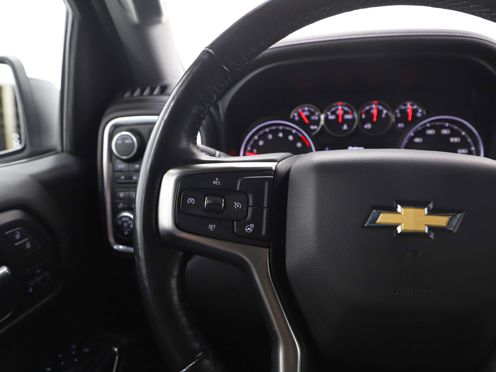 Used 2020 Chevrolet Silverado 1500 LTZ w/ LTZ Plus Package image 26