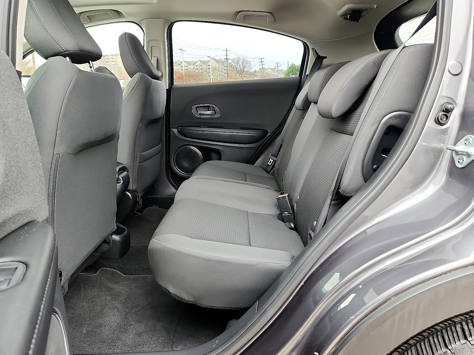 Used 2021 Honda HR-V EX image 9