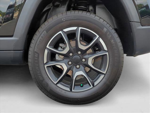 Used 2024 Jeep Compass Trailhawk image 21