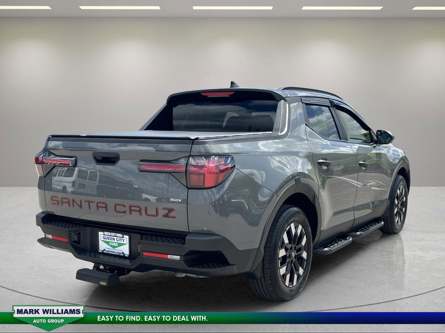 Used 2025 Hyundai Santa Cruz SEL AWD/4WD image 3