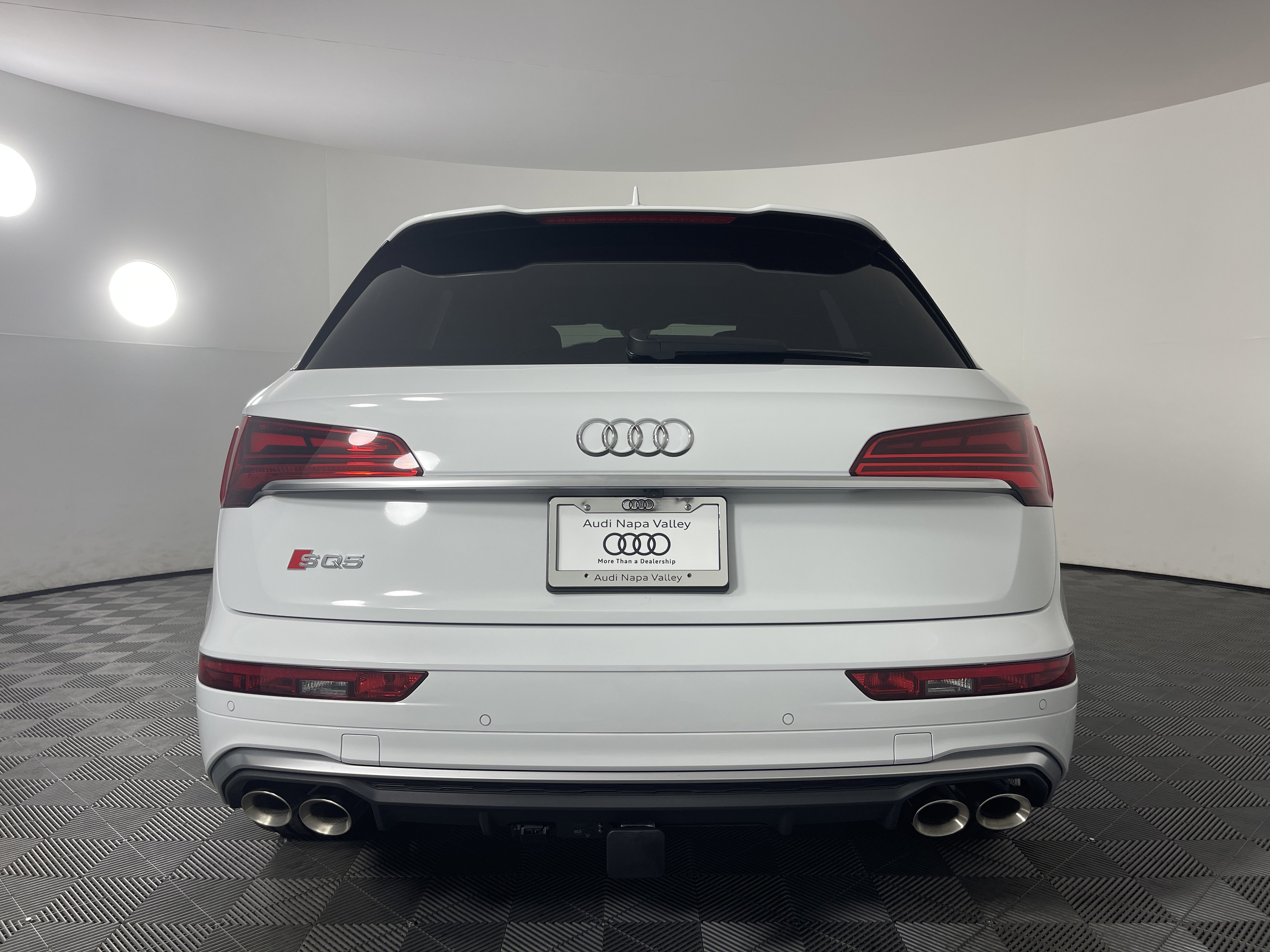 New 2025 Audi SQ5 Premium Plus image 11