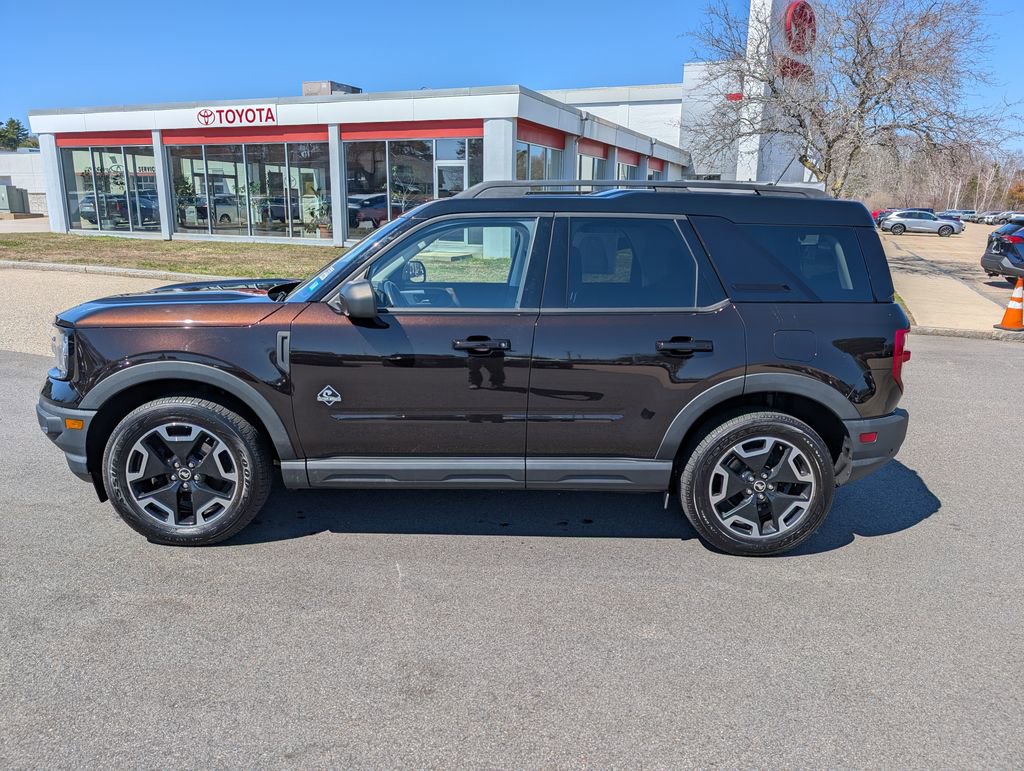 Used 2021 Ford Bronco Sport Outer Banks image 2