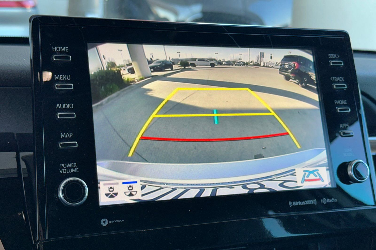 Used 2023 Toyota Camry XLE image 18