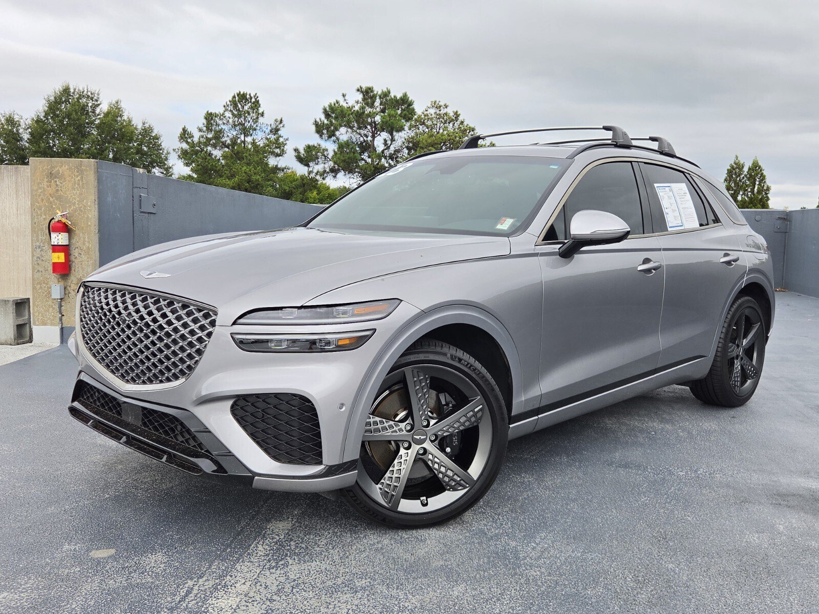 Used 2023 Genesis GV70 2.5T w/ Sport Prestige Package AWD/4WD image 1