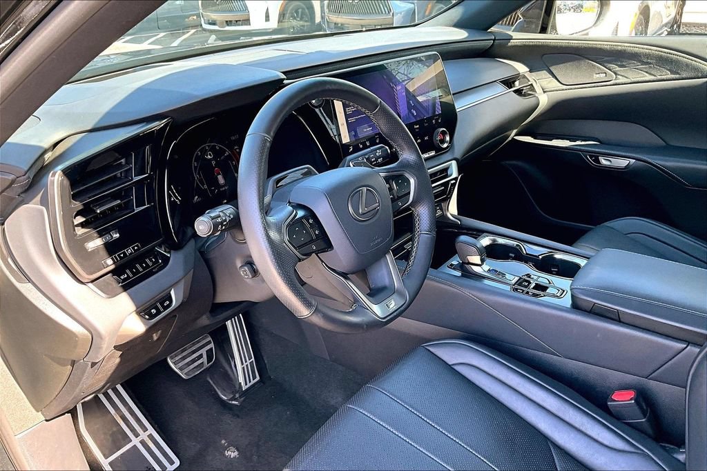 Used 2024 Lexus RX 350 F Sport w/ Convenience Package AWD/4WD image 17