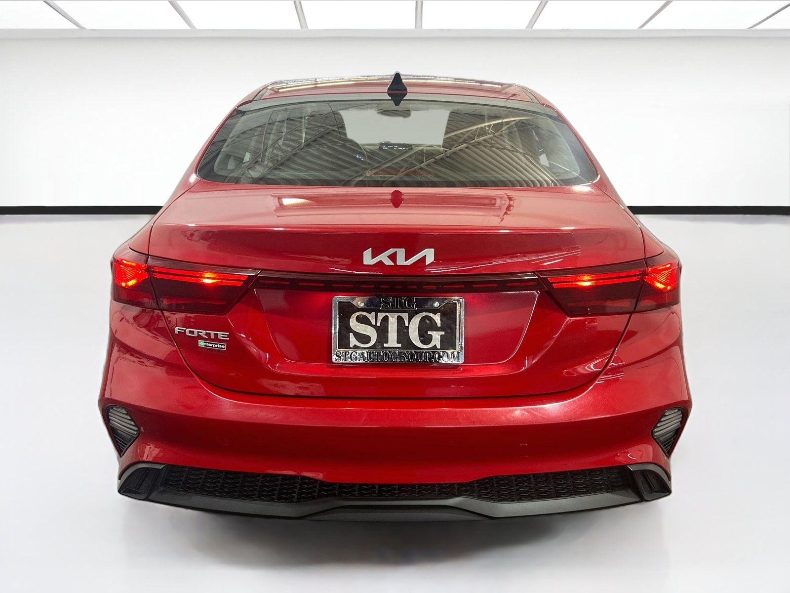 Used 2022 Kia Forte LXS FWD image 5