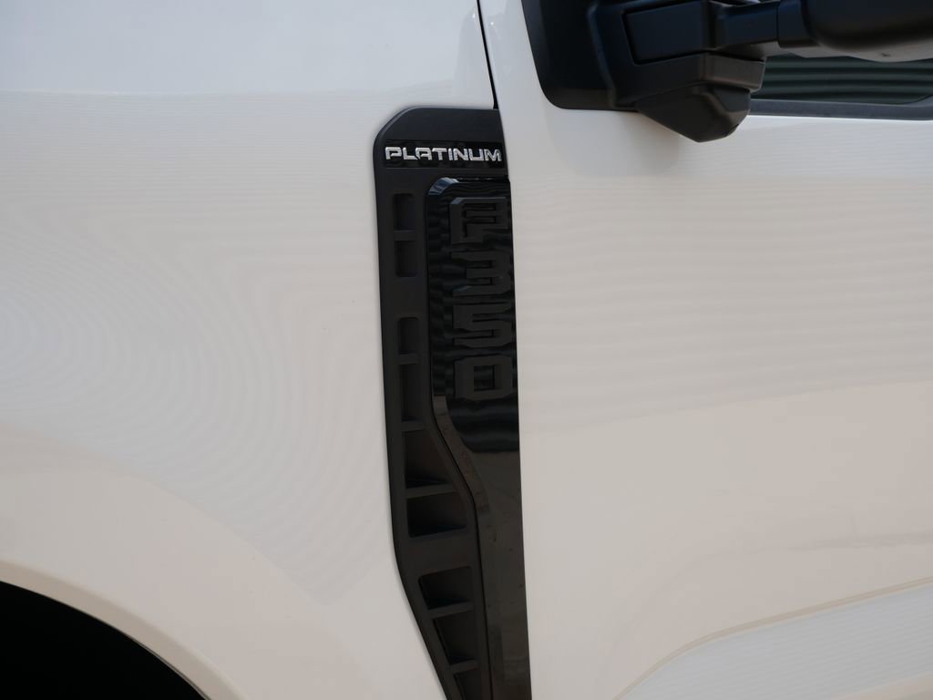 New 2026 Ford F350 Platinum w/ FX4 Off-Road Package AWD/4WD image 12