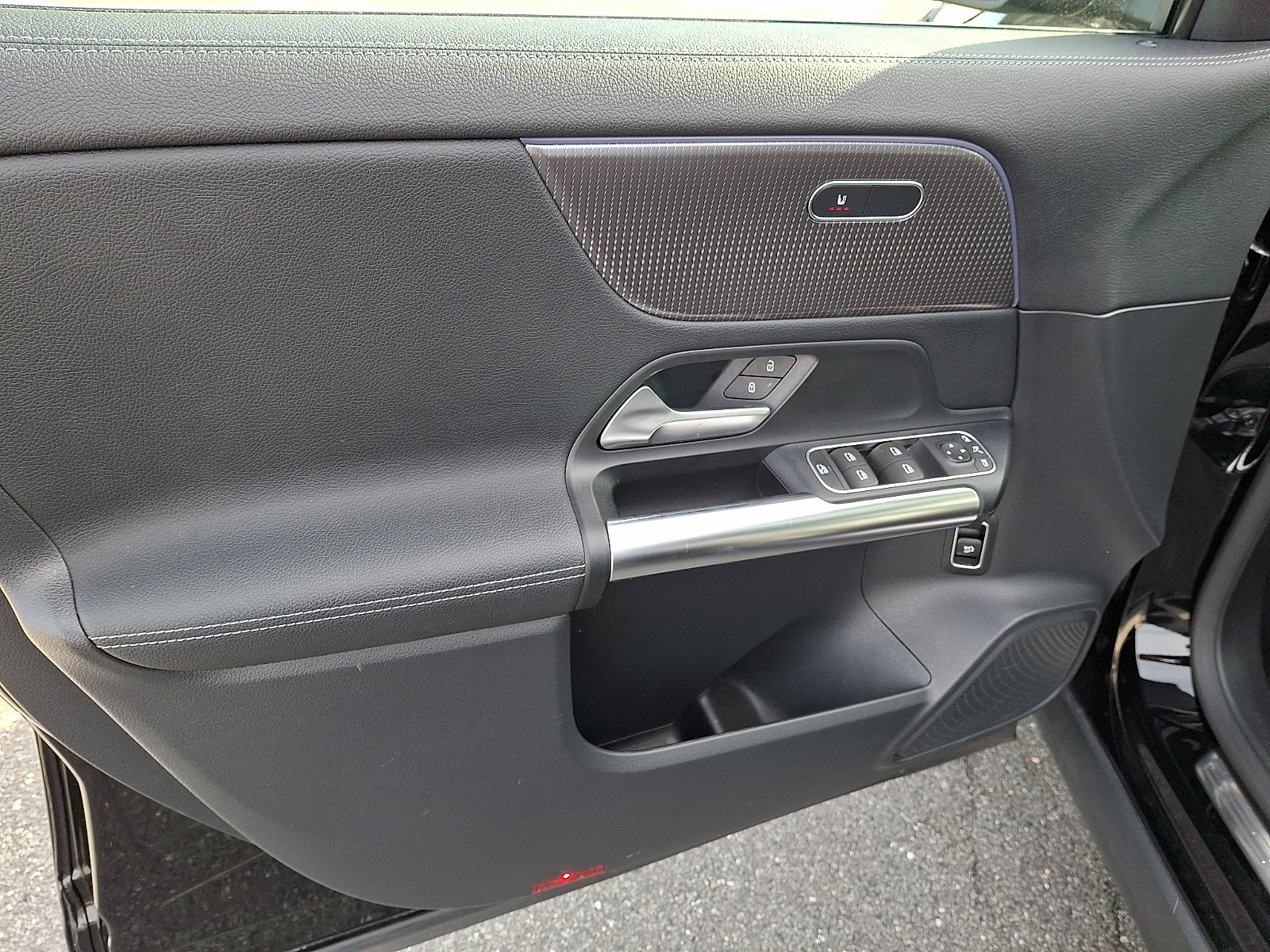 Certified 2022 Mercedes-Benz GLA 250 4MATIC image 12