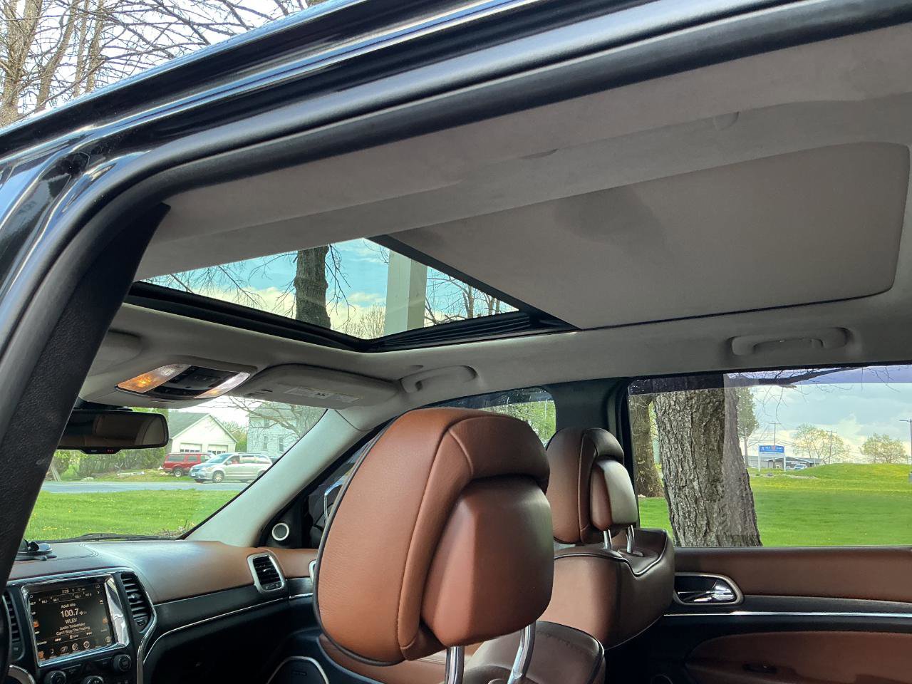 Used 2015 Jeep Grand Cherokee Summit AWD/4WD image 19