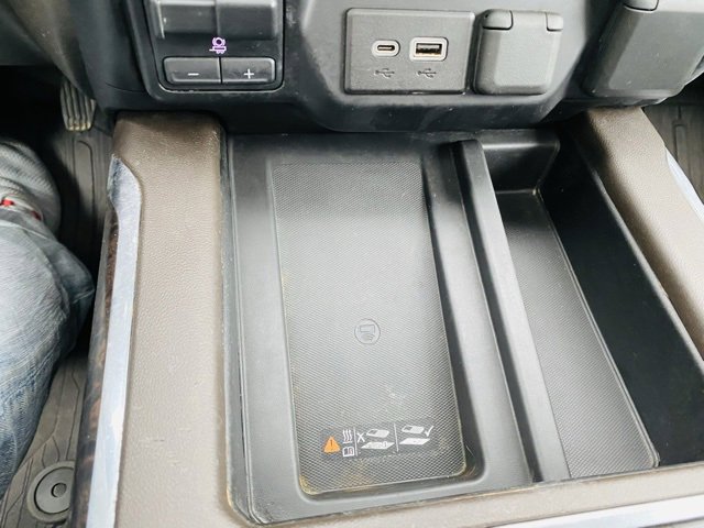 Used 2023 GMC Sierra 2500 Denali w/ Denali Ultimate Package image 37